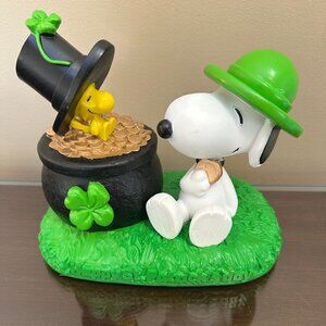 Snoopy & Woodstock's Happy St. Patrick's Day Leprechaun Pot of Gold Figurine NWT